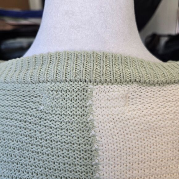 Moon & Madison Green White Knit Cropped Sweater XS - Picture 6 of 12